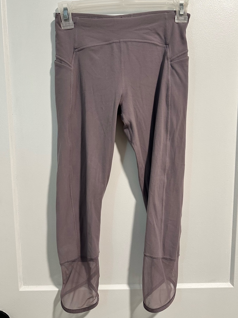 Athleta Girl Mauve Gray Capri Leggings